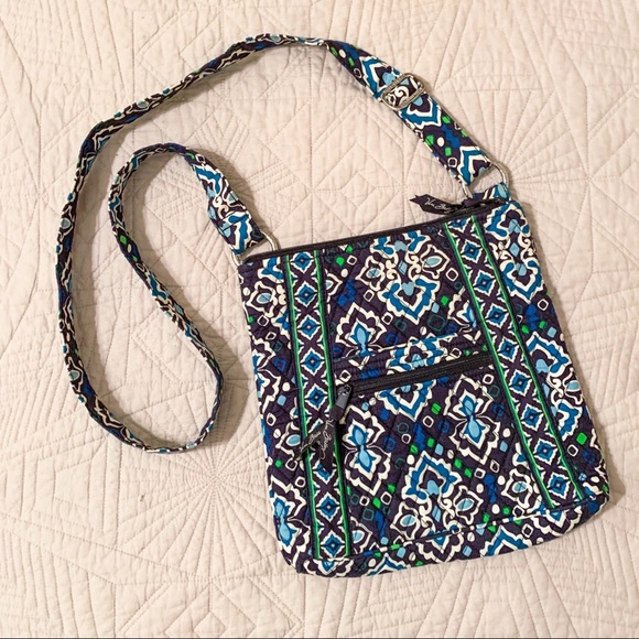 Vera Bradley Handbags - Vera Bradley Hipster